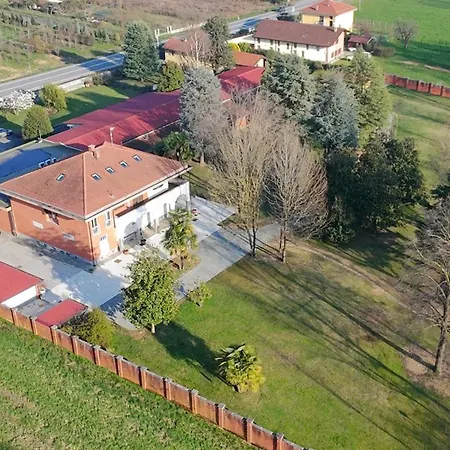 Cavaliere Villa *
